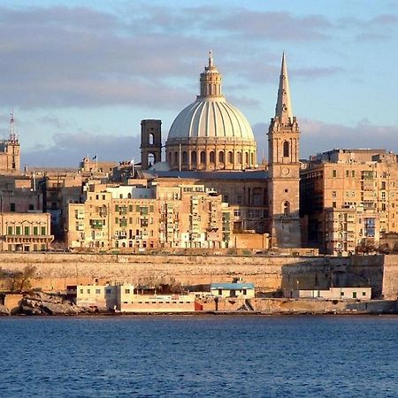 Marvellous Apartment With Valletta And Harbour Views Sliema Luaran gambar