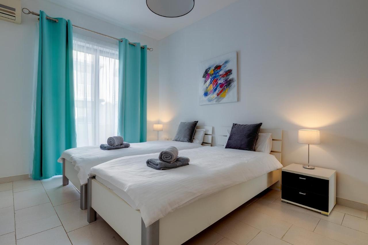 Marvellous Apartment With Valletta And Harbour Views Sliema Luaran gambar