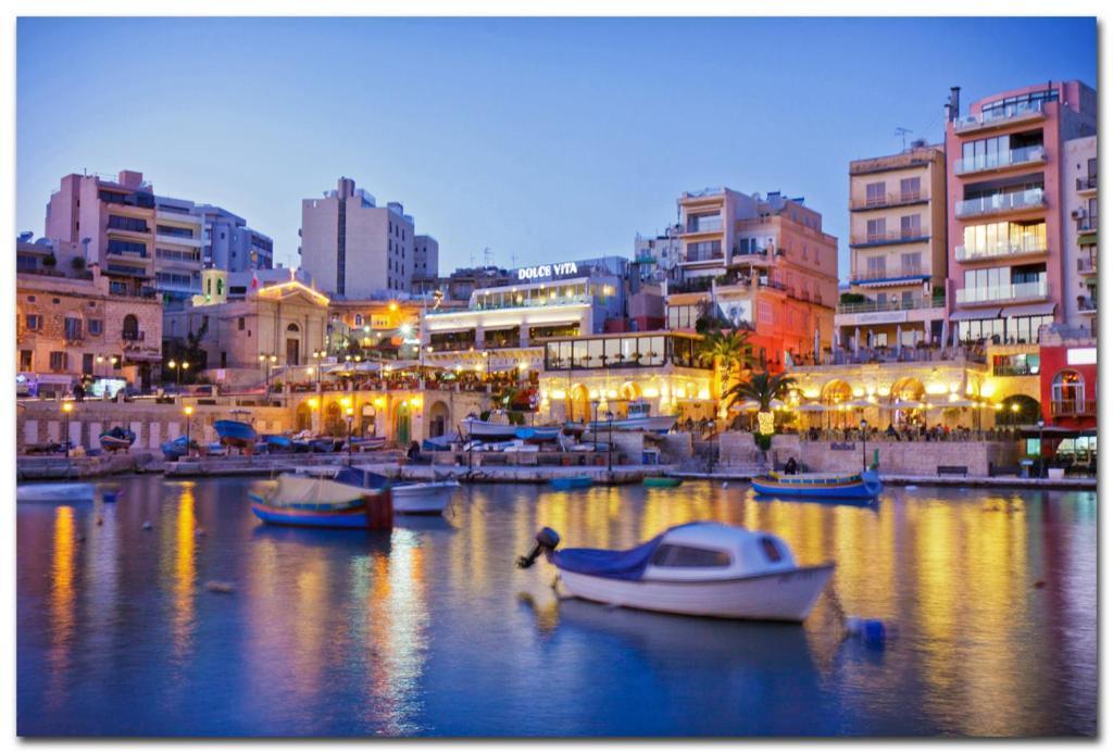 Marvellous Apartment With Valletta And Harbour Views Sliema Luaran gambar